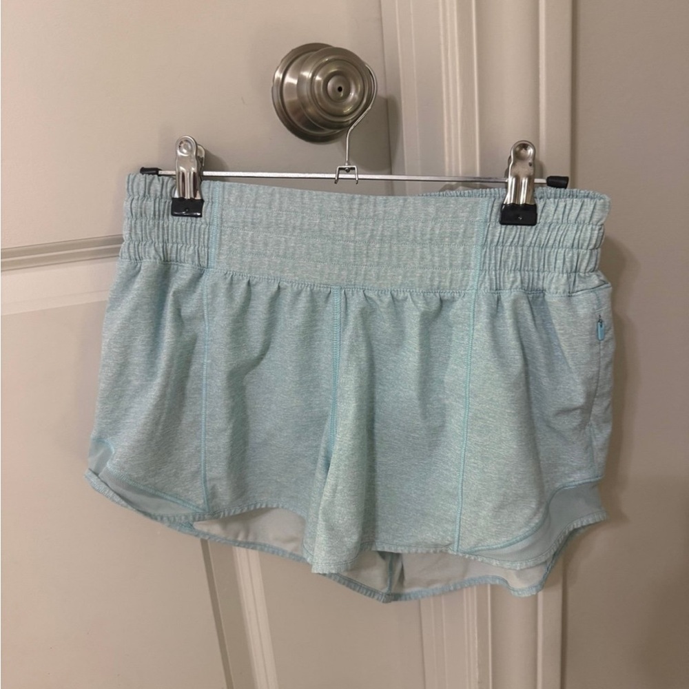 Lululemon High rise Hotty Hot Women's Light Blue Shorts